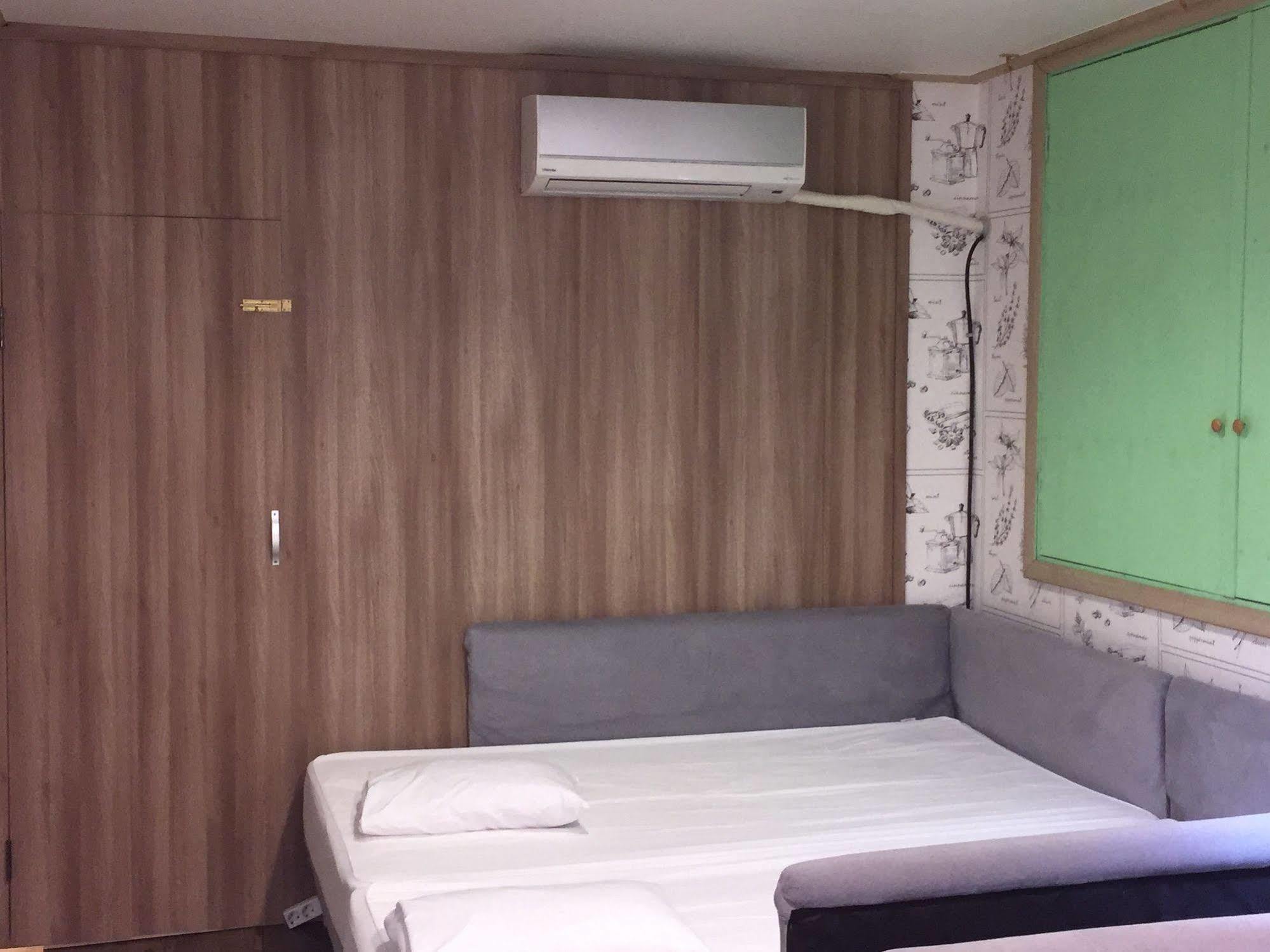 Backpackers In Jeju City Center Ngoại thất bức ảnh